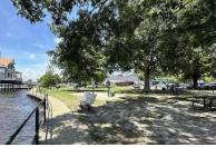 Waterfront Park & Colonial Green